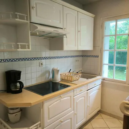 Apartamento Independant Avec Jardin A 4min De La Gare Laval (Mayenne)